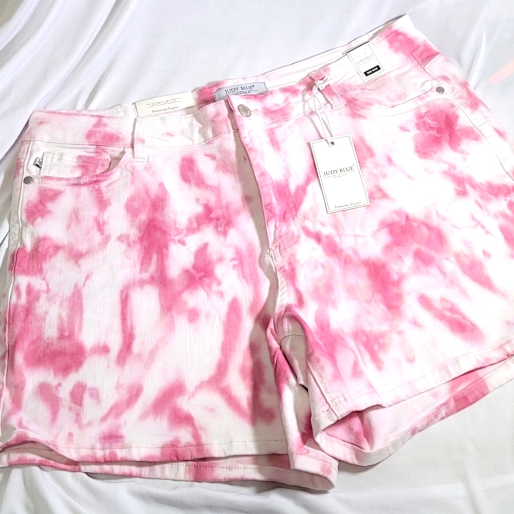 NWT Judy Blue shorts.